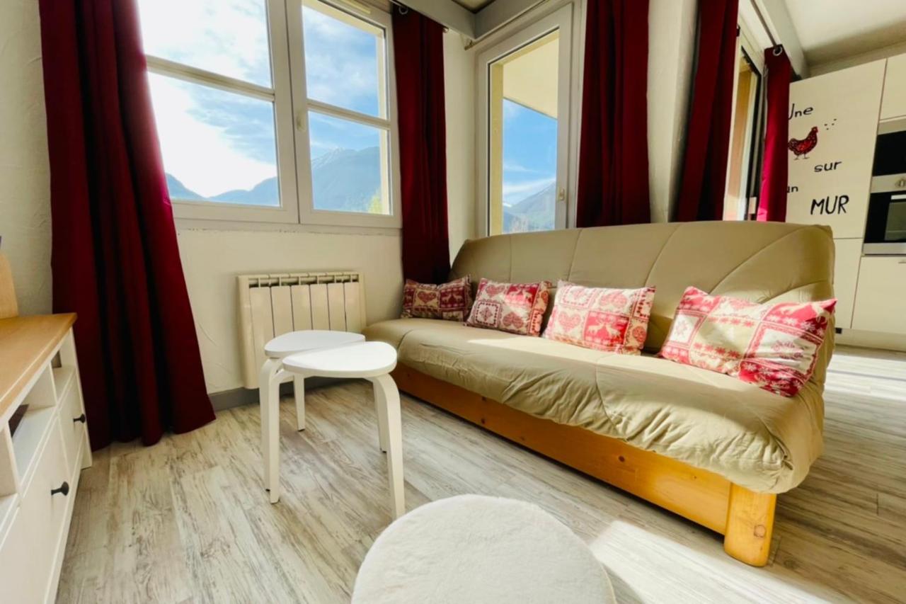 Bright 50 M With Balcony And View On The Valley Briancon  Exterior photo
